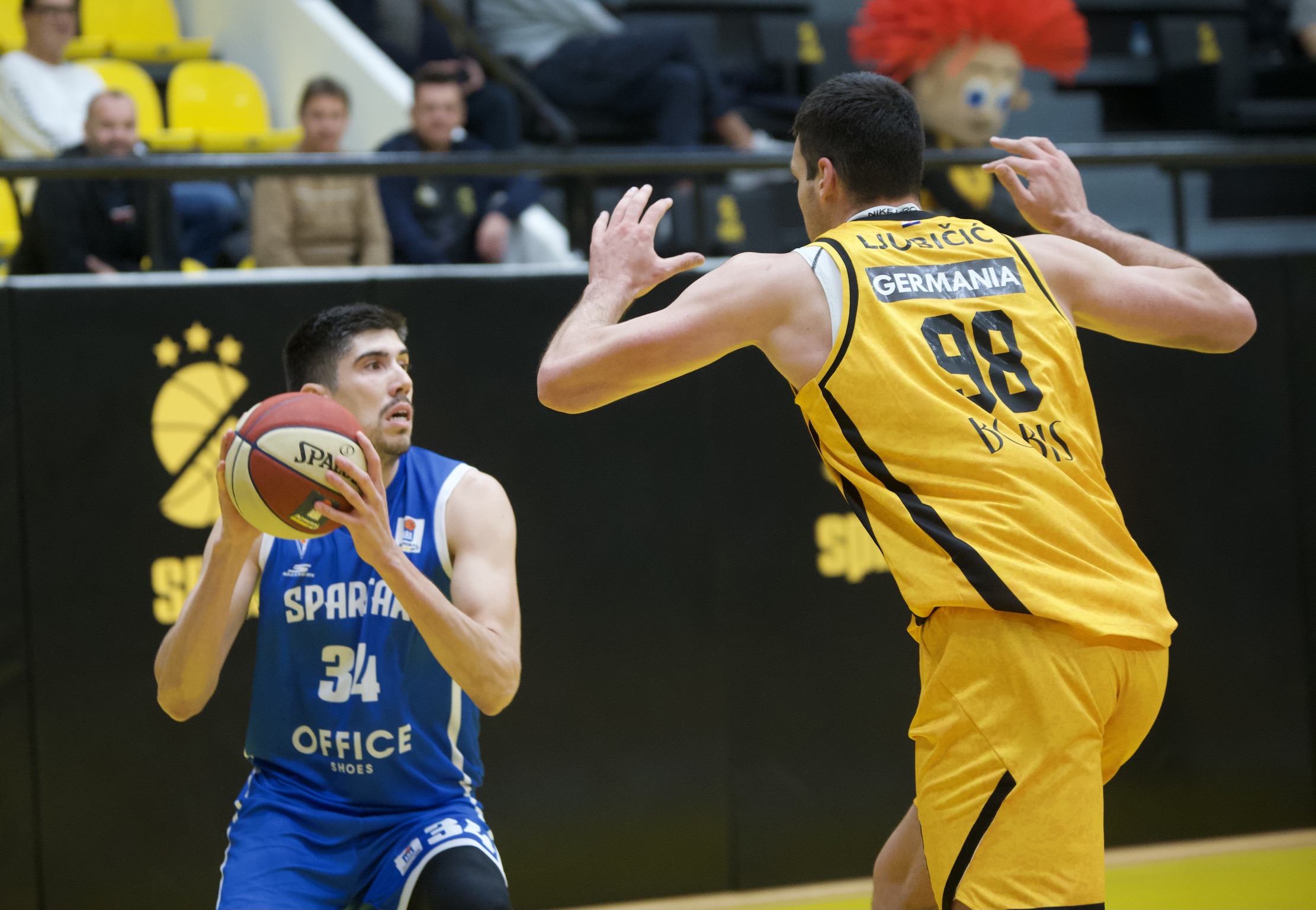 20241104190710_AD2B559C-793F-495A-886C-F9B067FCD8CC