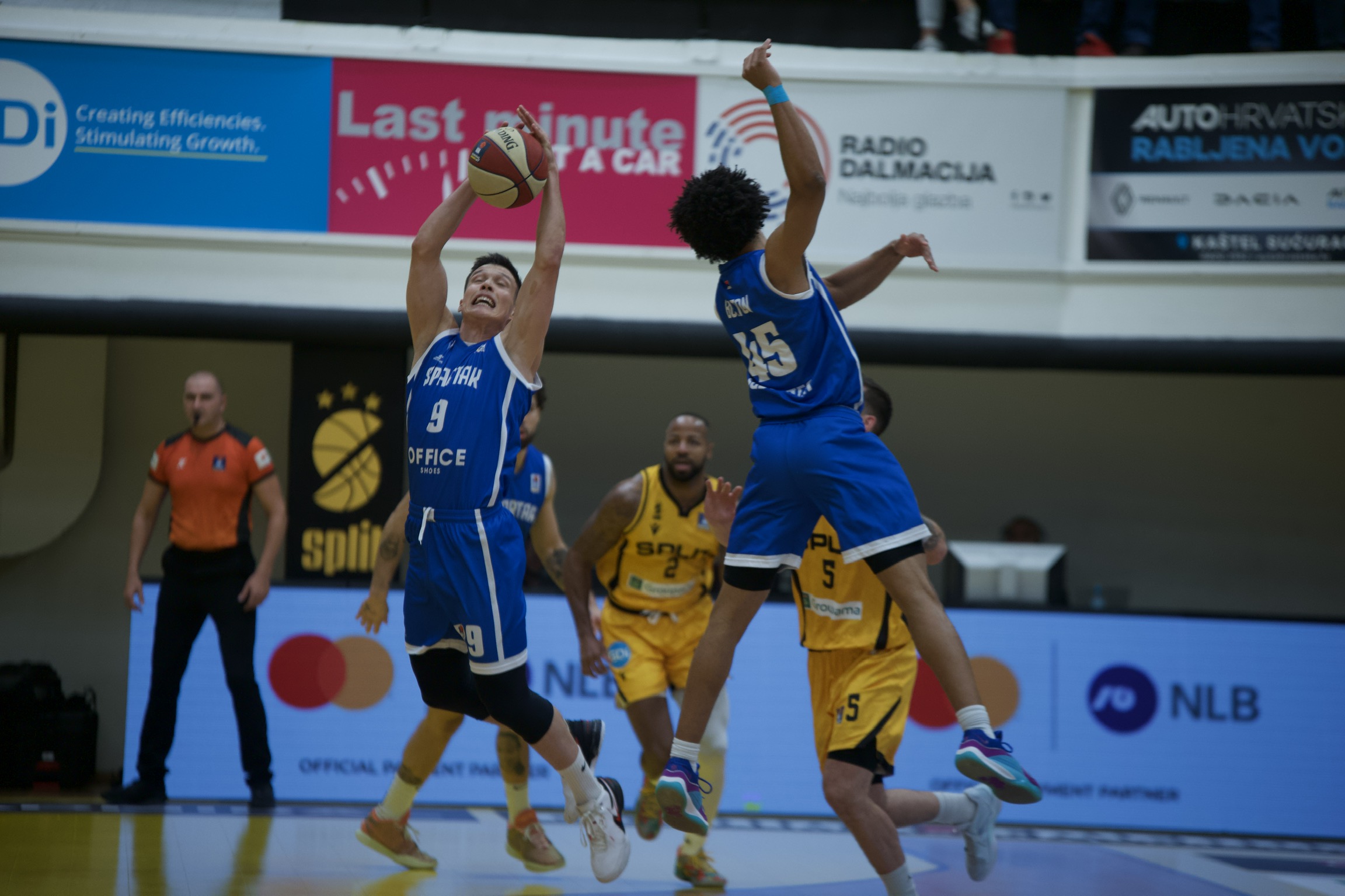 20241104190710_B015EA3A-1493-4529-B35E-717E997AECE2