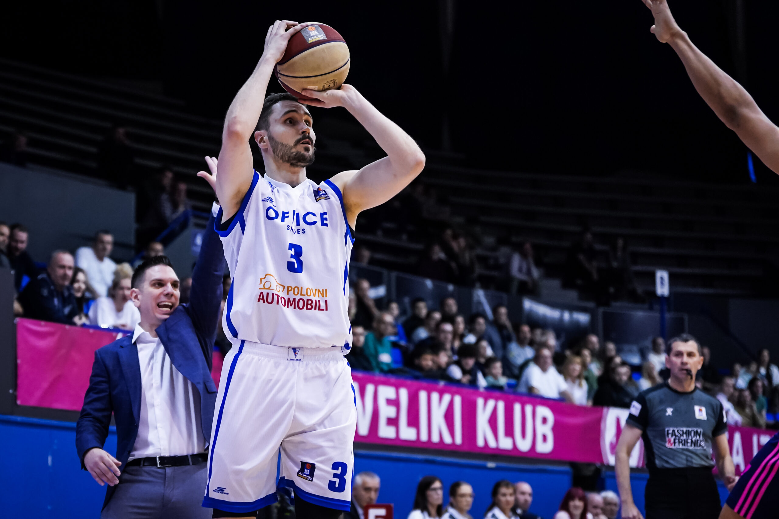 20250415172800_STJ06815