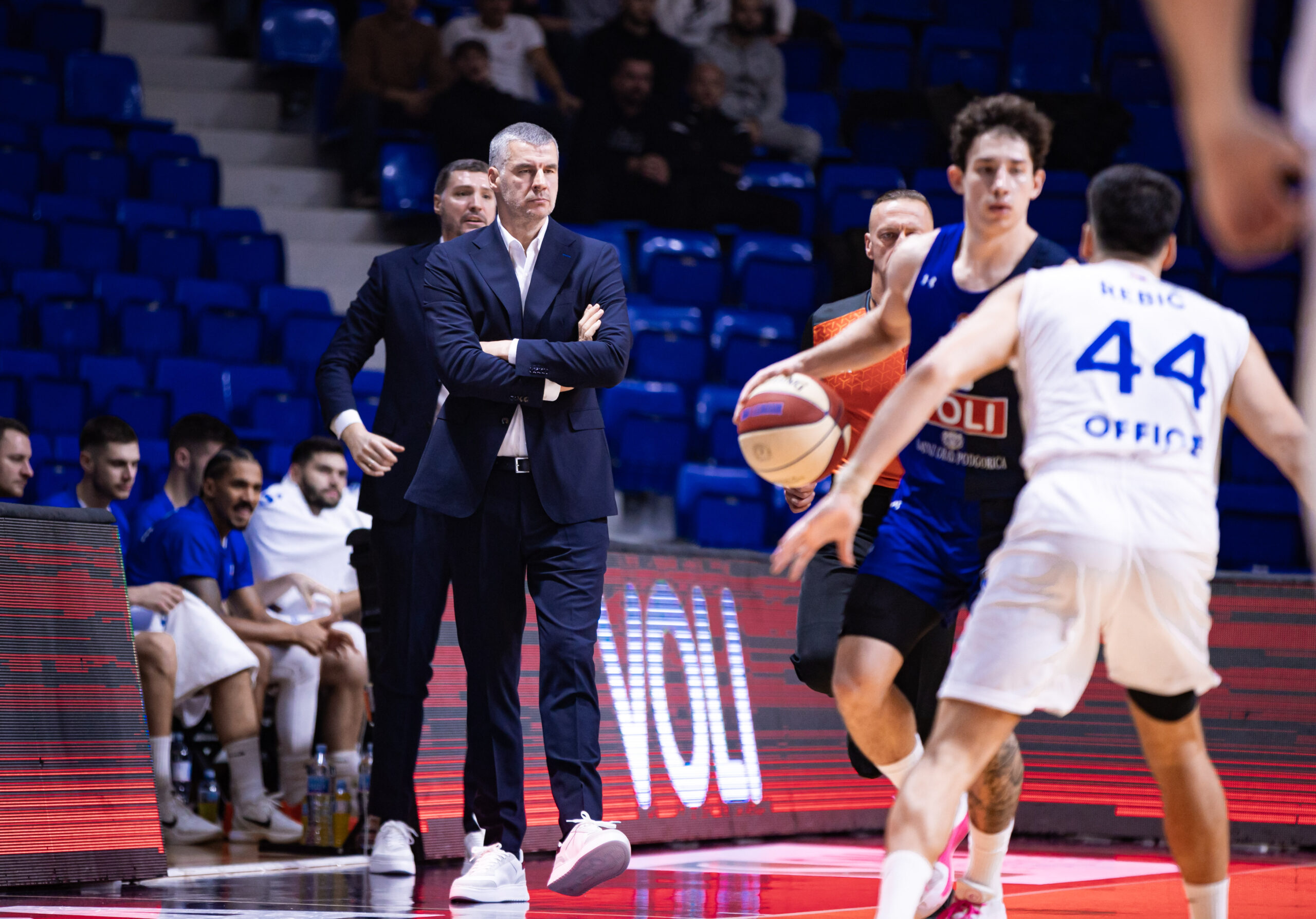 20251005175515_FRO_1431