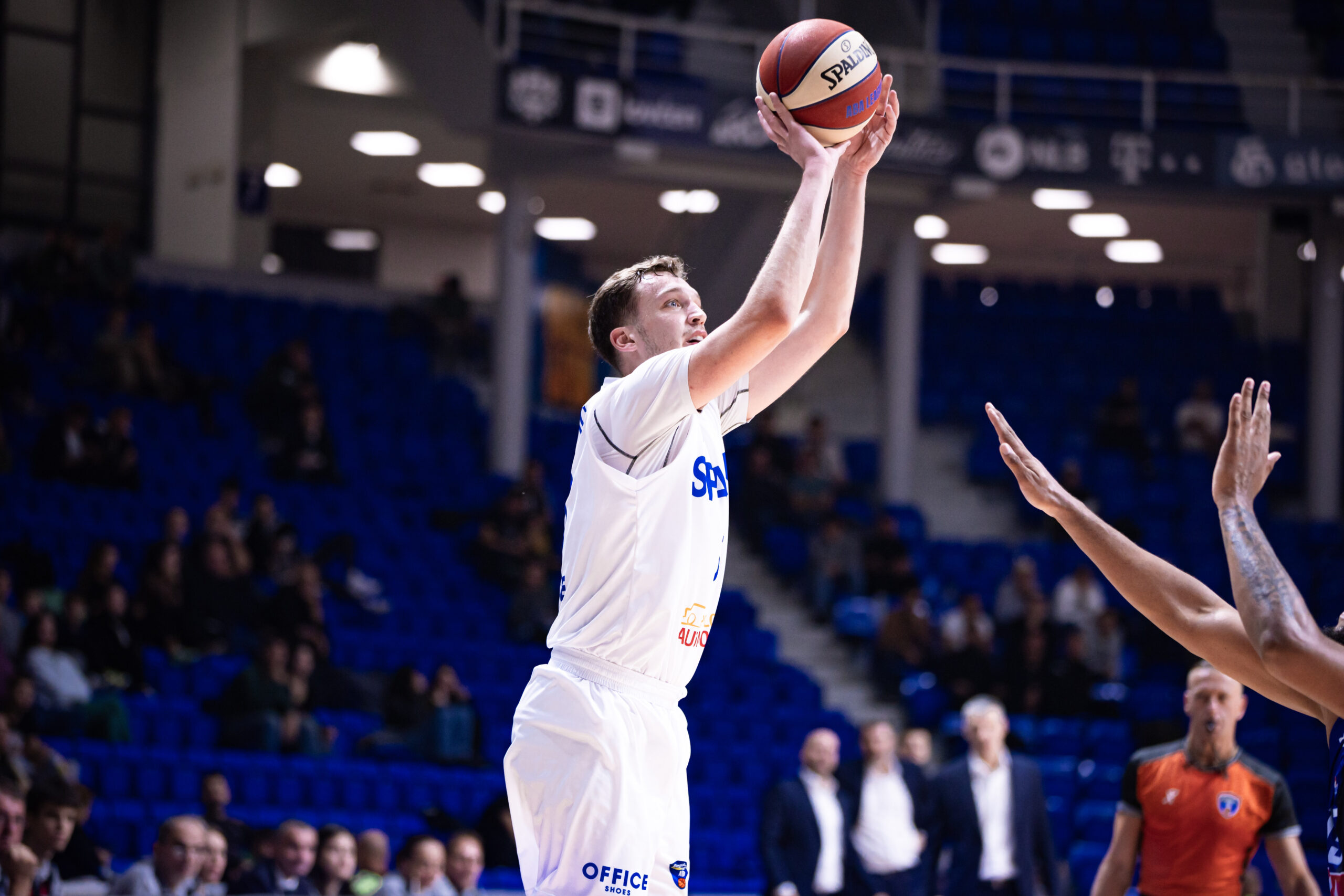 20251005185849_FRO_1749