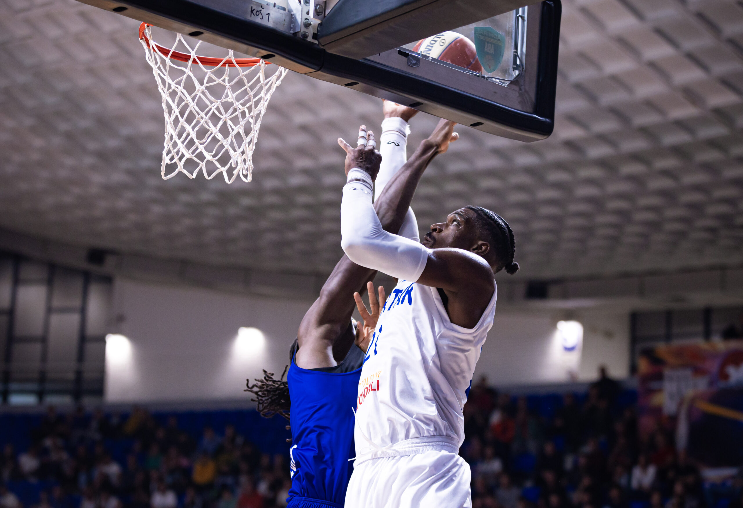 20251005185850_FRO_1759