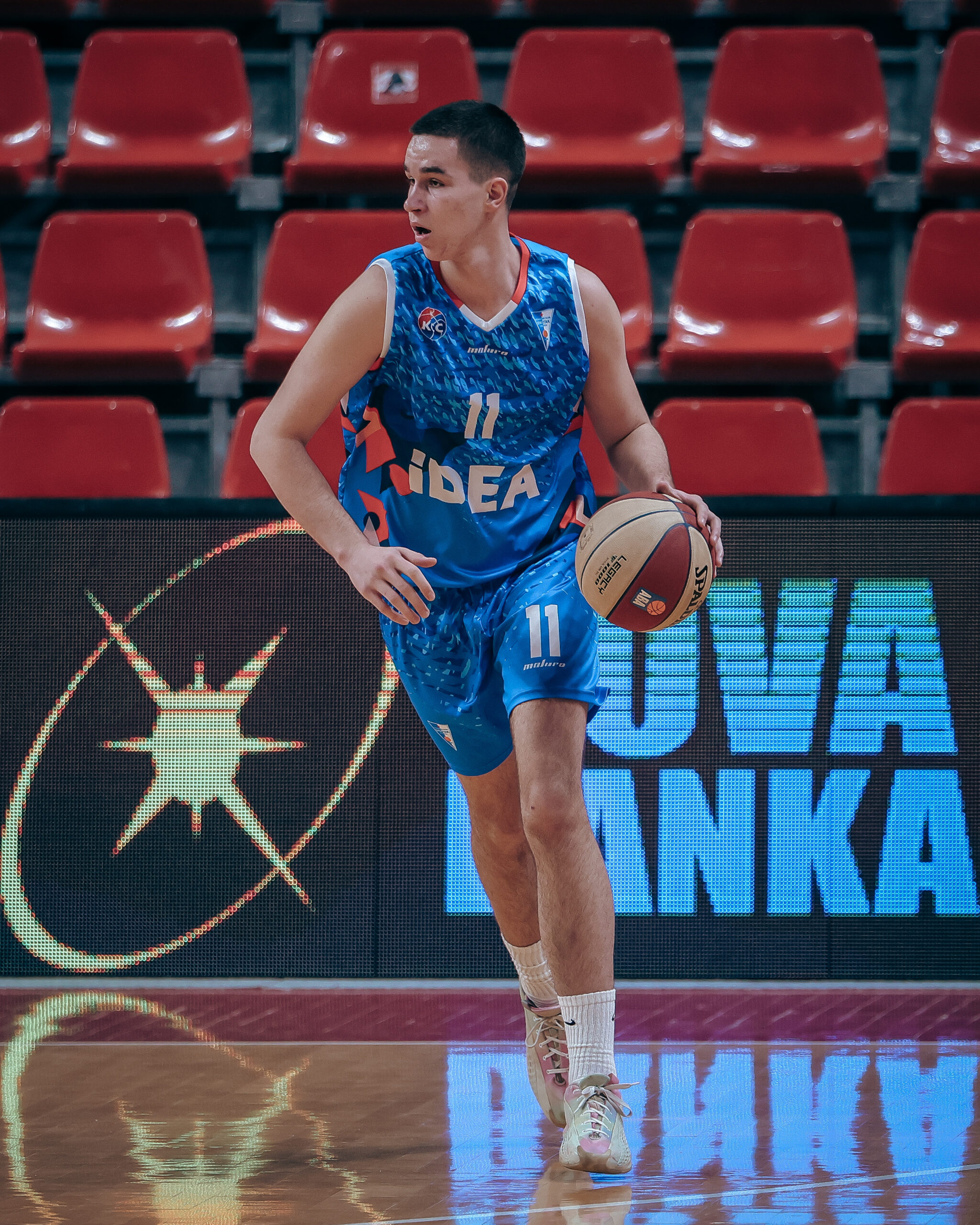 20251129151516_Mega_-_Spartak-70